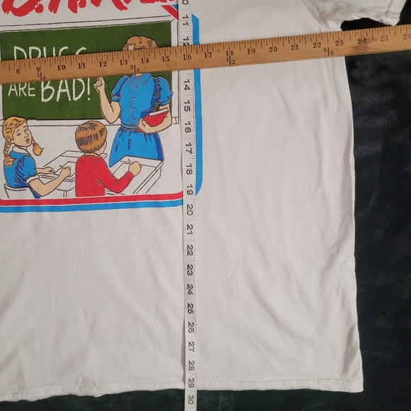 DARE Drugs Are Bad Tee Shirt XL - Picture 2 of 3